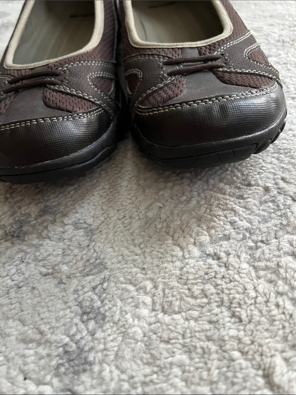 Teva Comfort Casual Slip-On Flats in Brown - Women's size 9 - Picture 4 of 5